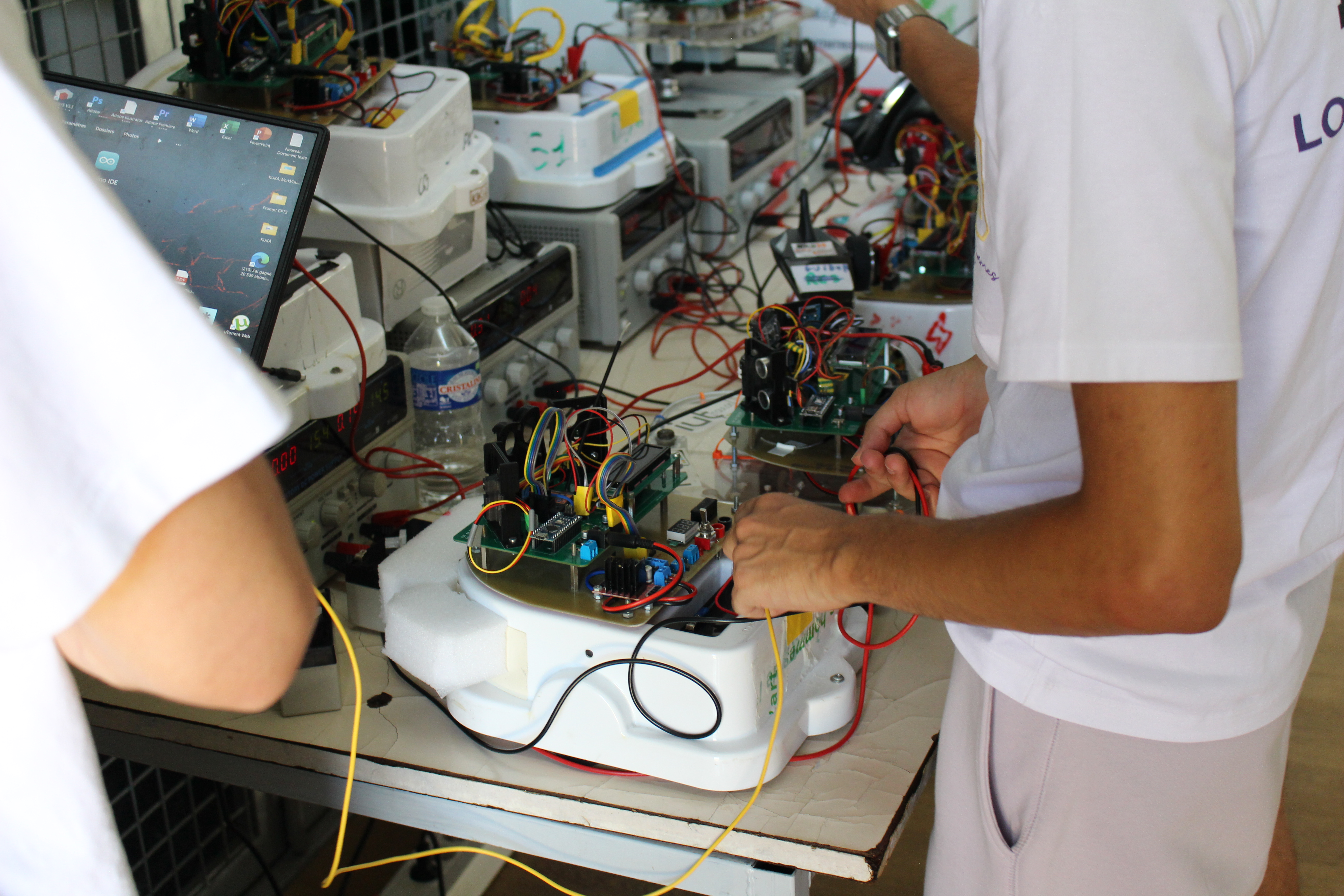 Robot détecteur d'obstacle